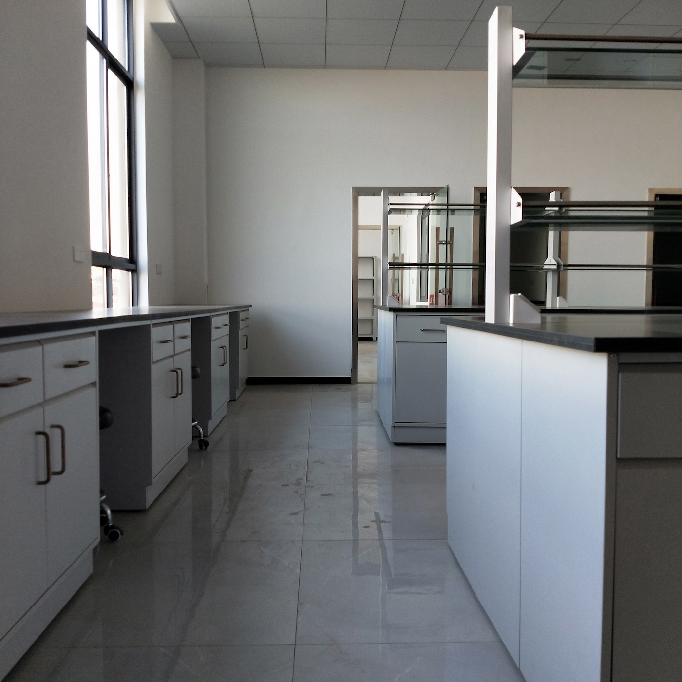 全鋼實(shí)驗(yàn)臺(tái)